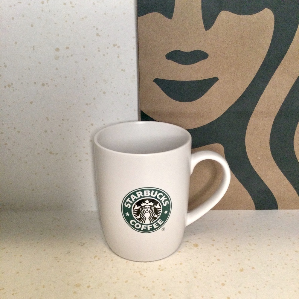 Classic Starbucks Coffee Mug Cup 10.5 fl oz